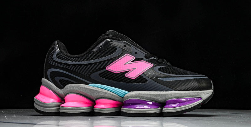NEW BALANCE 2000 BLACK BARBIE PINK