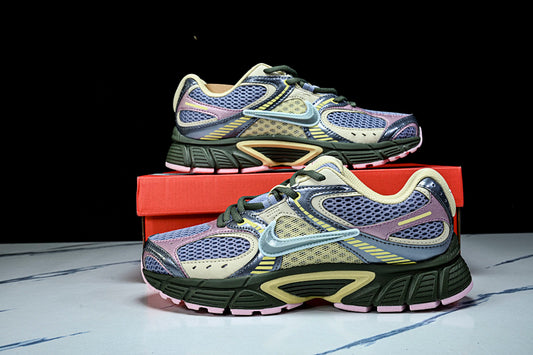 A Ma Maniére Nike V5 RNR