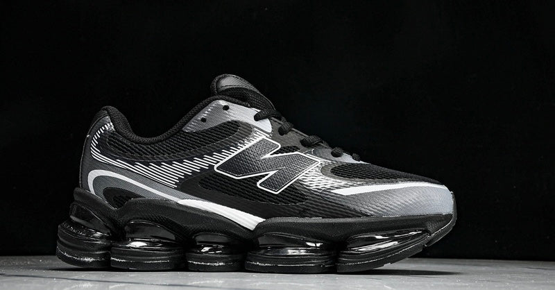 NEW BALANCE 2000 PANDA