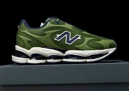 New Balance 2000 Green Cammo