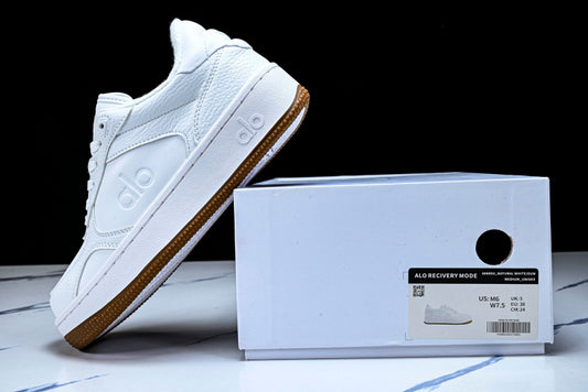 Alo Sneakers