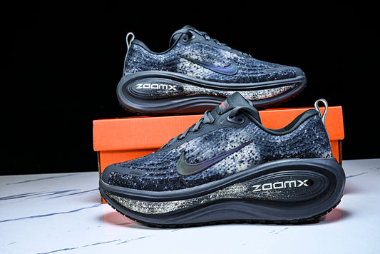 AIR ZOOM VOMERO PLUS