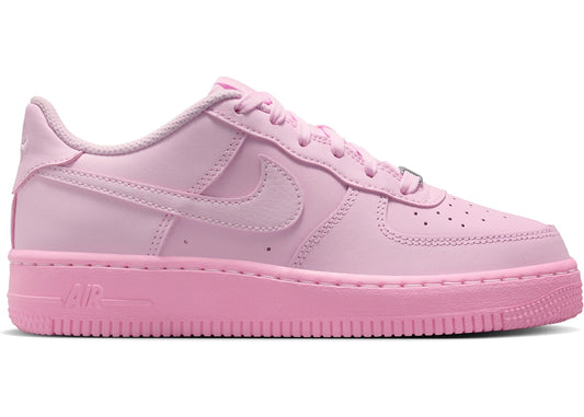 Nike Air Force 1 Low
Triple Pink
