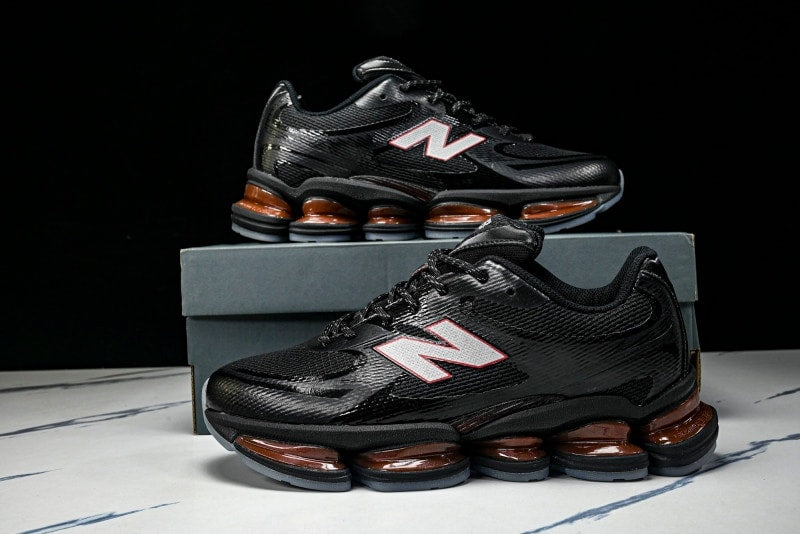 New Balance 2000 Black Fire